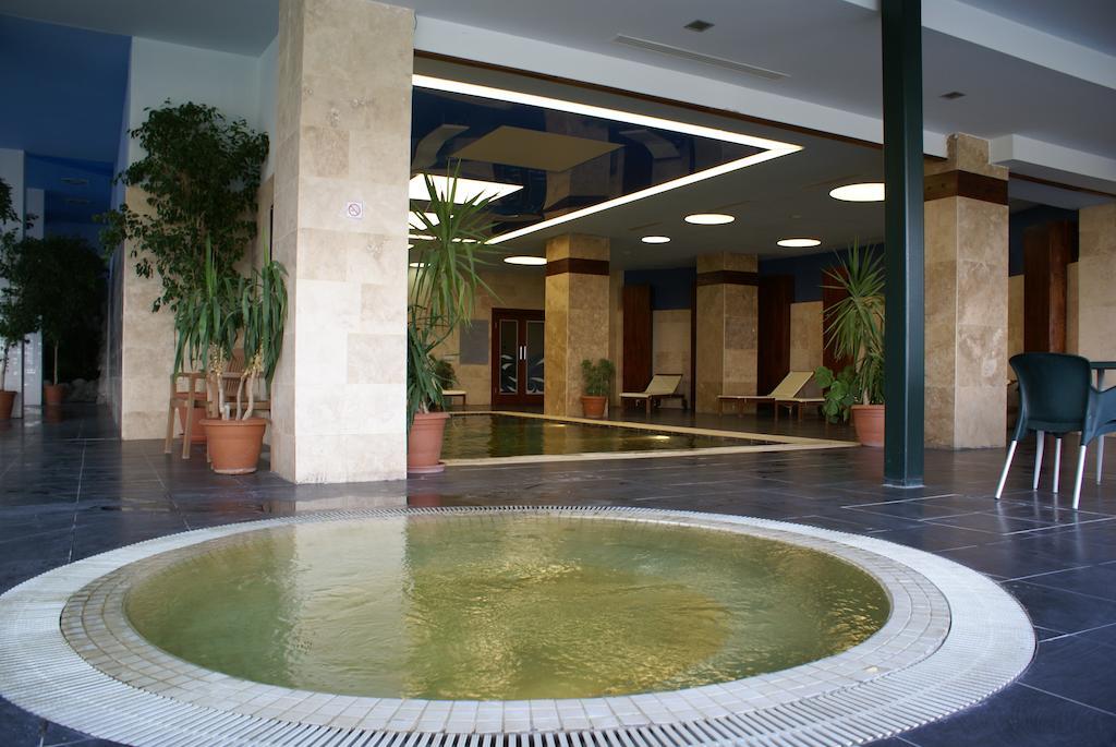 Umut Thermal Spa & Wellness Hotel Karakiran Exterior photo